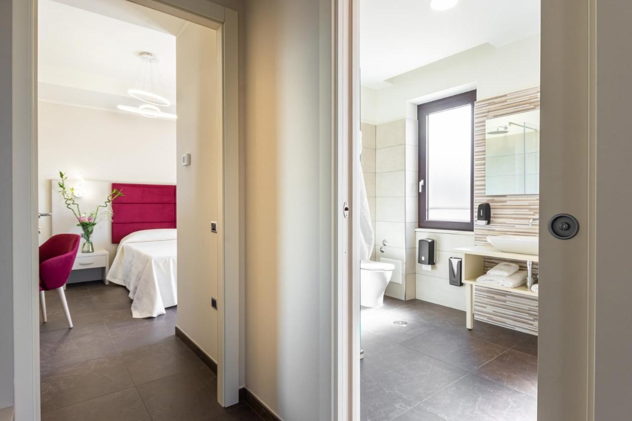 Lual Bleisure Hotel Pofi エクステリア 写真
